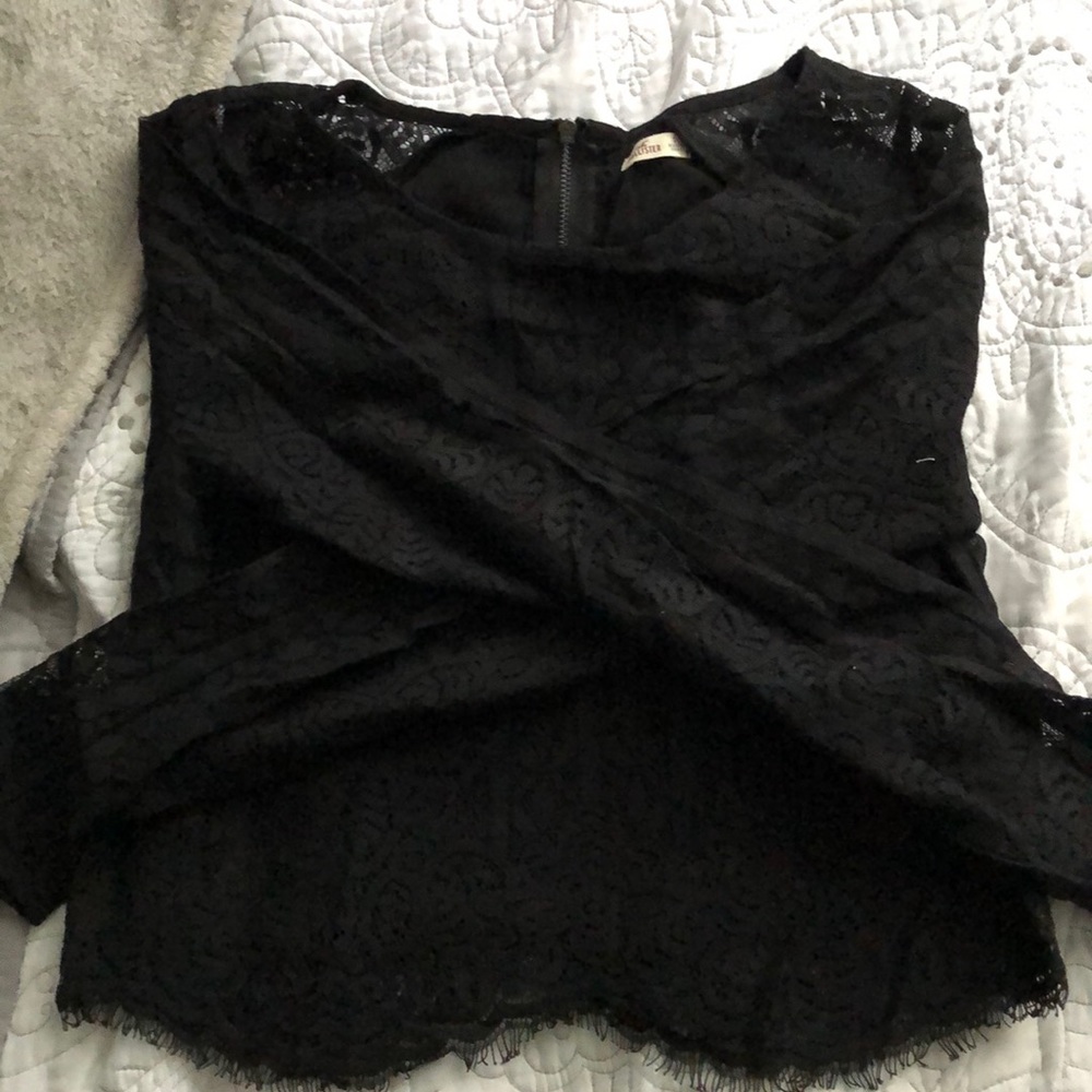 Lace crop top